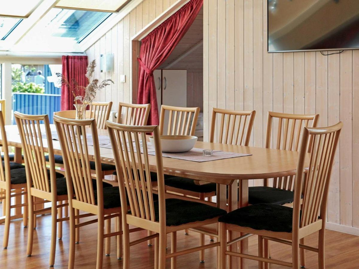 12 Person Holiday Home In Otterndorf Room photo